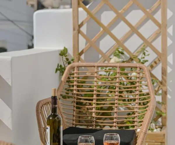 Naxian Horizon Apartmán *